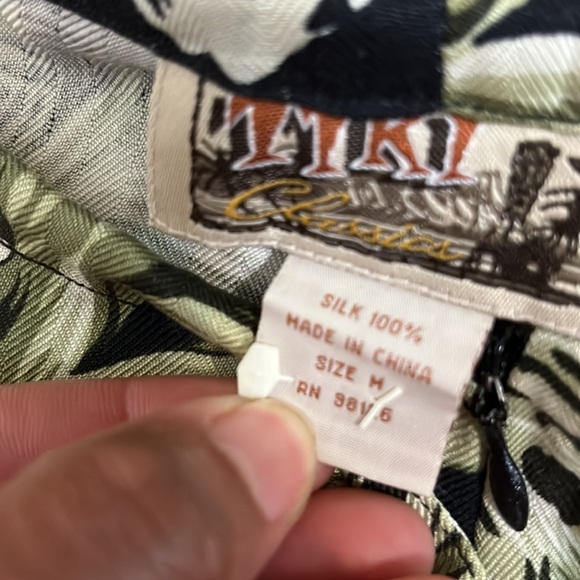 Hawaiian Print Silk Trousers / Zipper and Tie Front Closure/ Size Medium - Picture 6 of 8